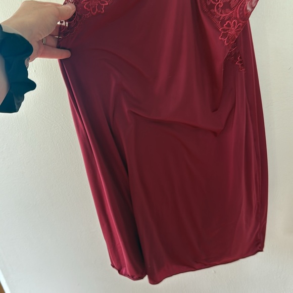 Wacoal Deep Red Lace Chemise Small - Picture 3 of 6